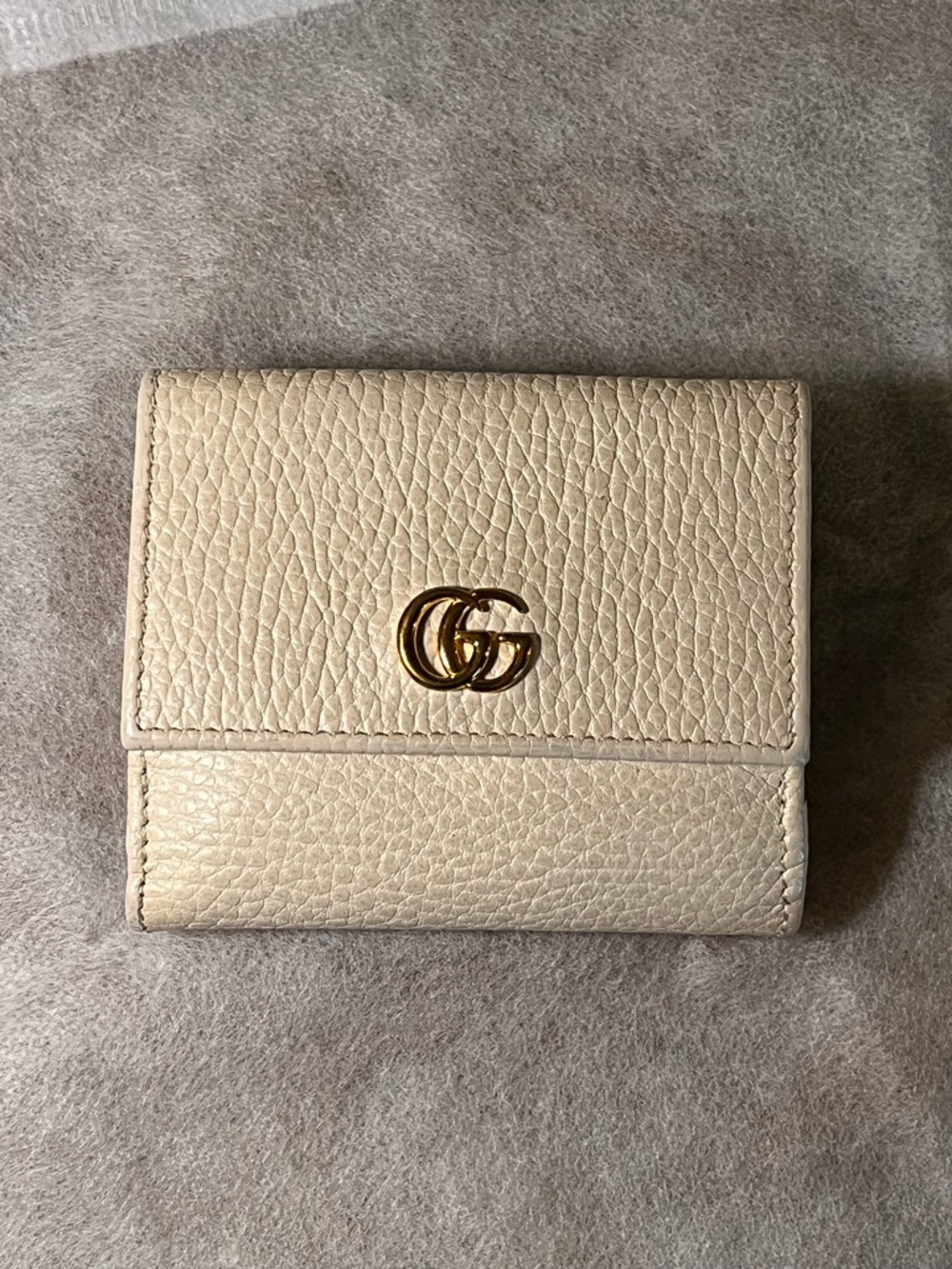 AUTH Gucci Petite Marmont Tri-fold Wallet